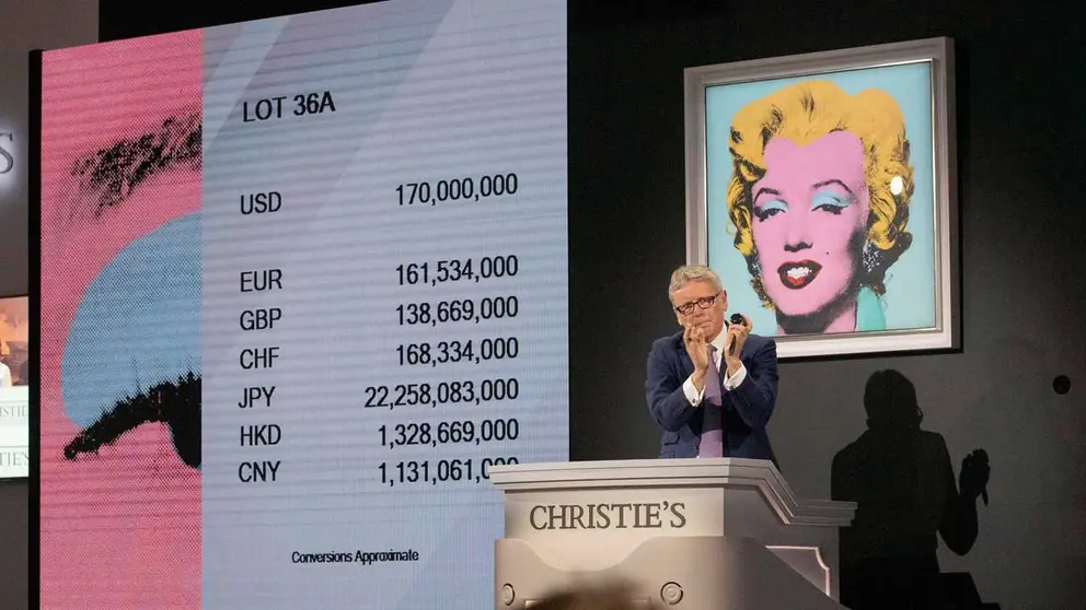 Una pintura de Marilyn Monroe de ANdy Warhol, en una subasta, este 9 de mayo de 2022. EFE