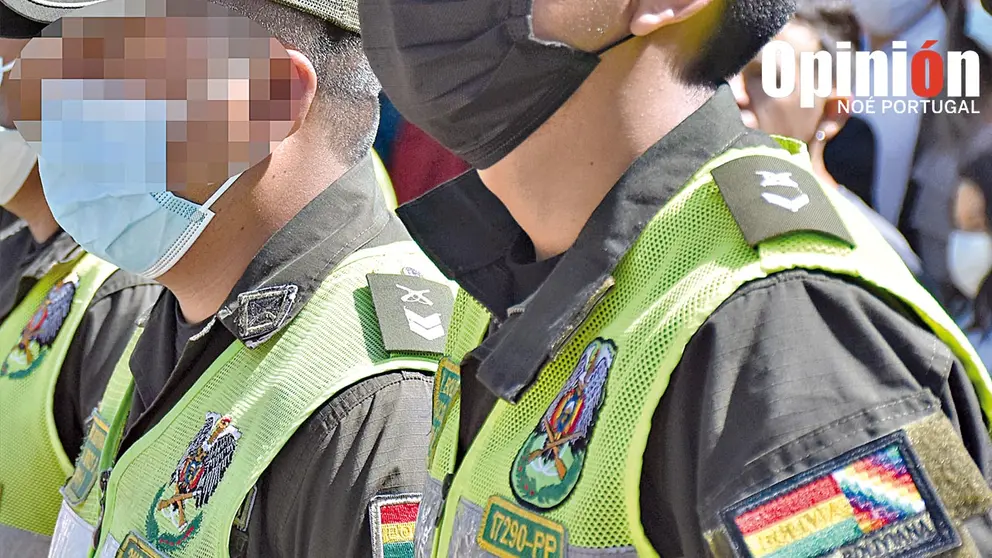 Fotografía ilustrativa de efectivos policiales. NOÉ PORTUGAL