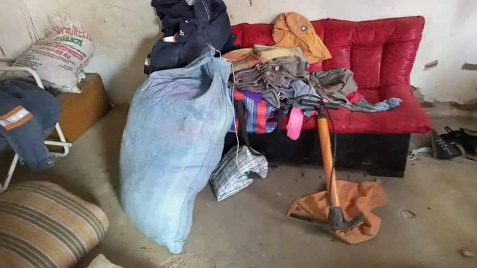Investigadores procesan la escena del crimen en el domicilio de la v&iacute;ctima en Senkata, La Paz. MINISTERIO DE GOBIERNO
