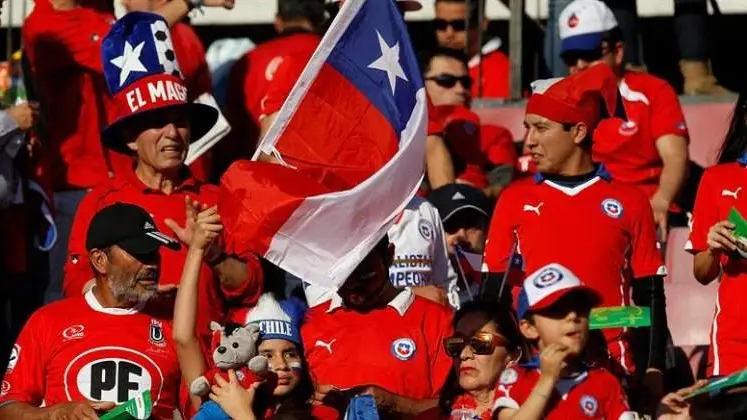 Hinchada de Chile, euf&oacute;rica. EL ECONOMISTA AM&Eacute;RICA