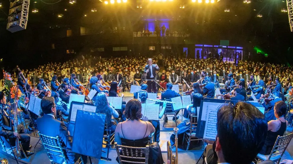 El primer concierto de la Orquesta Sinf&oacute;nica Municipal.     ARCHIVO