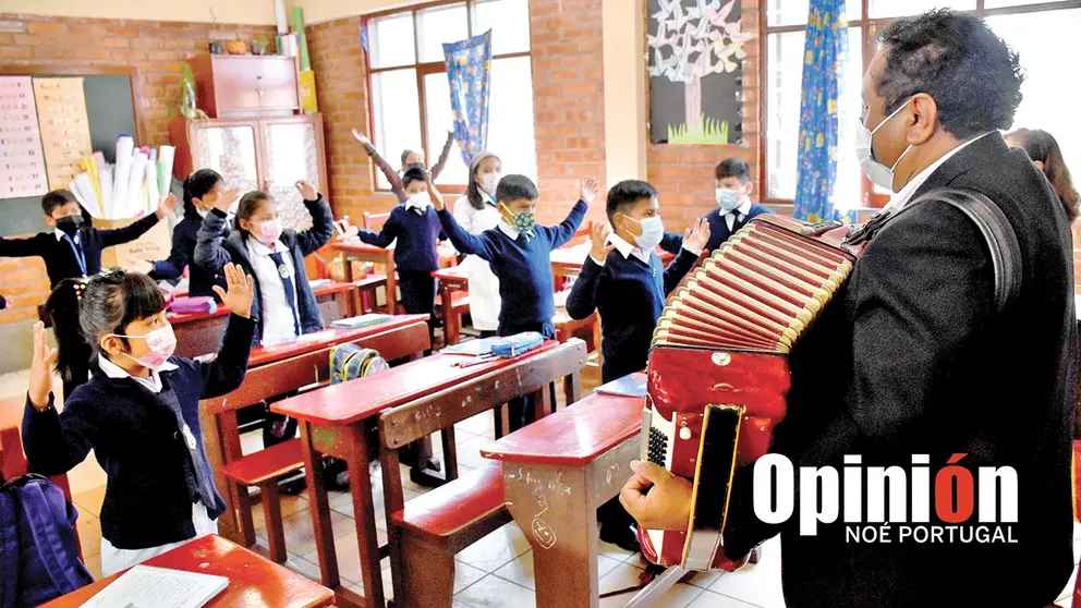 Estudiantes de una unidad educativa en Cochabamba. NO&Eacute; PORTUGAL