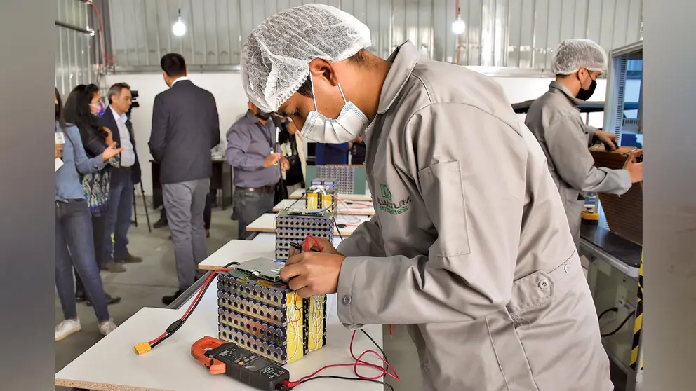 Quantum  revoluciona con baterías de litio. NOÉ PORTUGAL