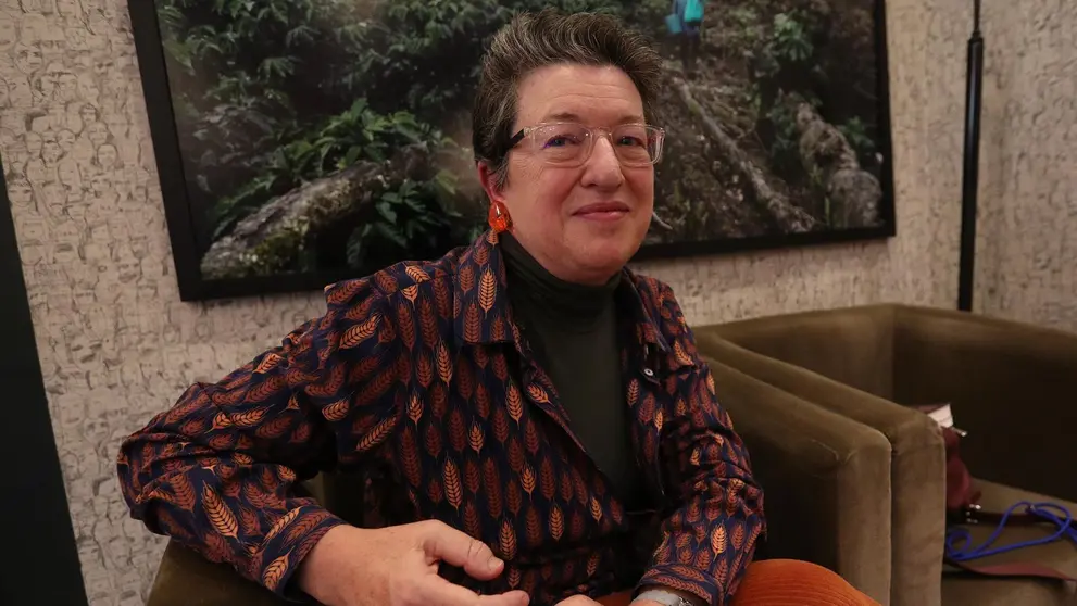 La escritora espa&ntilde;ola Laura Freixas posa en entrevista con EFE, el 9 de agosto de 2022, en La Paz.          EFE