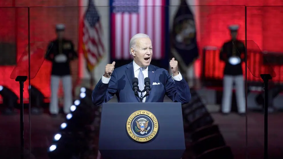 El presidente de Estados Unidos, Joe Biden, da un discurso en horario de máxima audiencia desde el Parque Histórico Nacional de la Independencia en Filadelfia, Pensilvania (EEUU). EFE