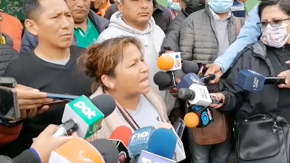 Cocaleros est&aacute;n en emergencia, denuncian aprehensi&oacute;n ilegal de Machicado y ratifican movilizaci&oacute;n./ Erbol