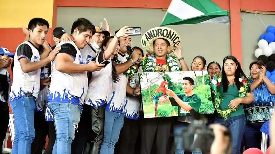 Andr&oacute;nico Rodr&iacute;guez, el presidente interino de Bolivia, durante un encuentro con j&oacute;venes en Santa Cruz. ANDR&Oacute;NICO RODRIGUEZ