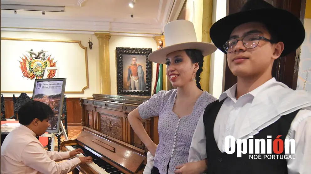 Un pianista interpreta una melod&iacute;a en la presentaci&oacute;n del Festipiano. NO&Eacute; PORTUGAL