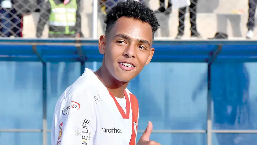 Mois&eacute;s Paniagua celebra su gol con Always Ready. APG
