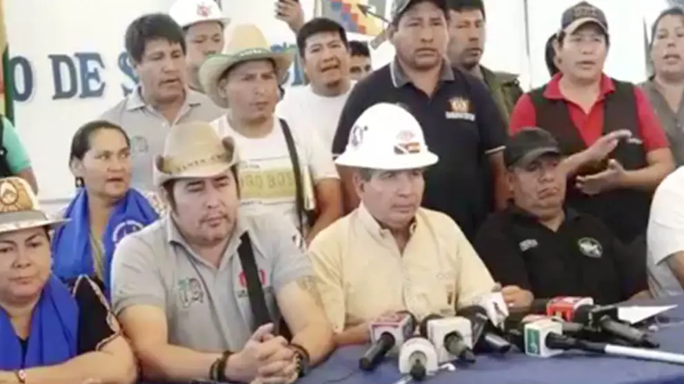 Representantes de organizaciones sociales de Santa Cruz./ Captura BTv