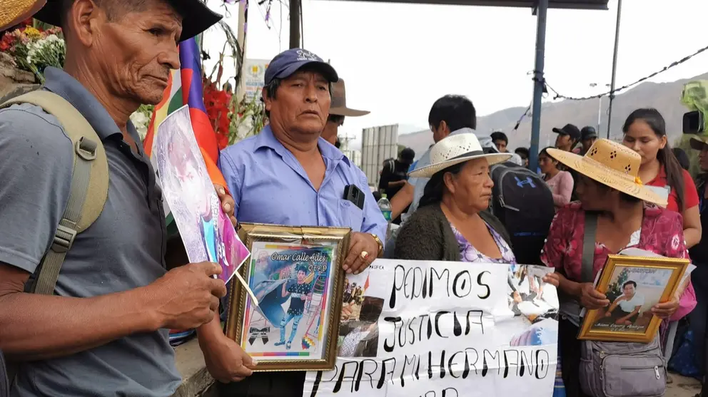 Familiares de fallecidos en Huayllani exigen justicia. DICO SOL&Iacute;S