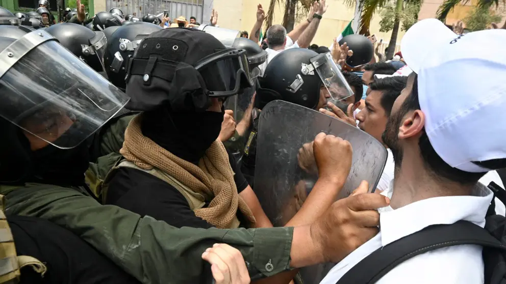 Sobre conflictos en Santa Cruz. APG