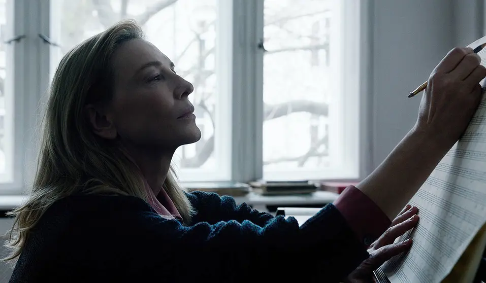 Cata Blanchett en una escena del filme "Tar". ARCHIVO