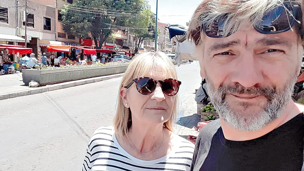 El uruguayo en un mercado de Cochabamba.                 CORTESÍA