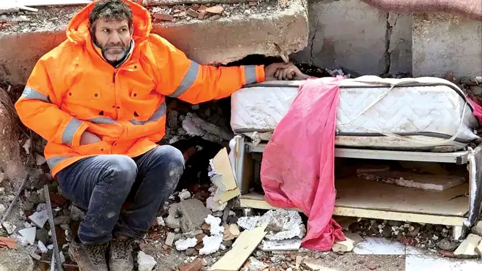 Historias de personas que viven el drama del terremoto en Turqu&iacute;a y Siria. EFE
