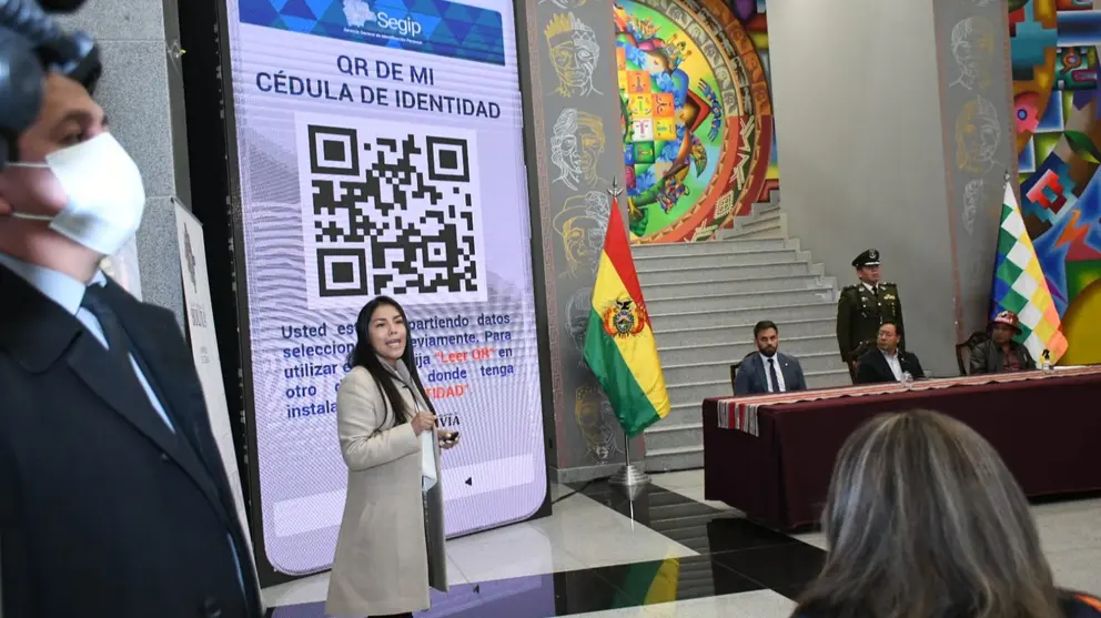 Brindan explicaciones sobre la aplicaci&oacute;n nueva para llevar el carnet en forma digitial. APG