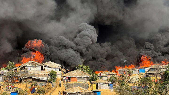 Incendio de magnitud deja sin techo a 12.000 refugiados en Bangladesh. France 24.