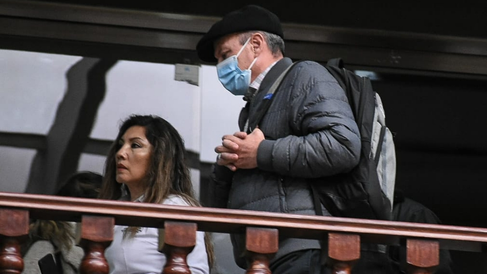 El secretario general de la Alcald&iacute;a de Cochabamba, Henry Rico, durante la inspecci&oacute;n preliminar, en el marco de las investigaciones por presunto abuso sexual. DICO SOL&Iacute;S