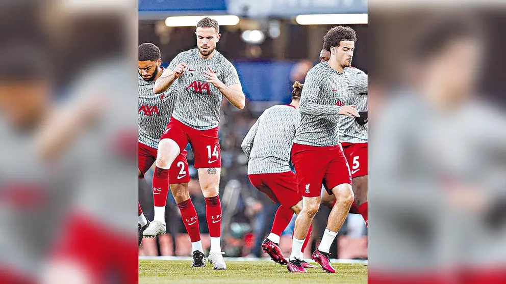 El Red realiza ejercicios precompetitivos. /INSTAGRAM LIVERPOOL FC