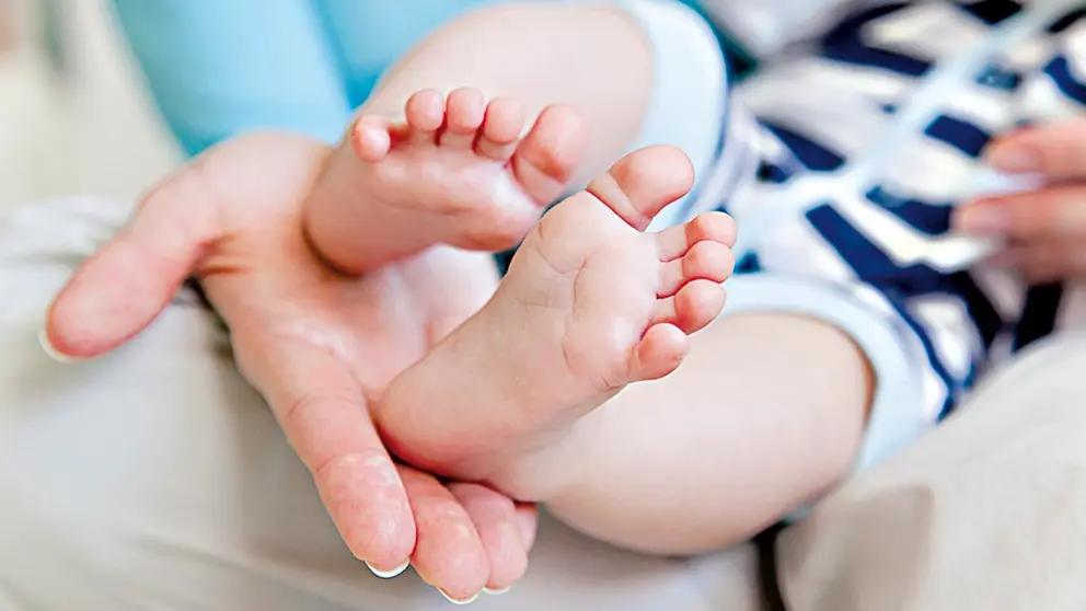 Fotograf&iacute;a ilustrativa de los pies de un beb&eacute;./ PEXELS