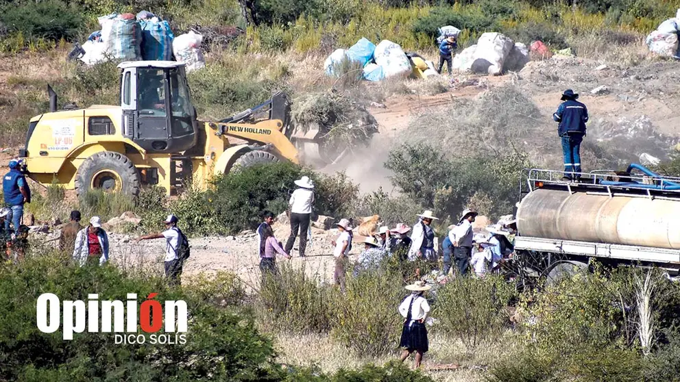 La instalaci&oacute;n de un botadero provisional por parte de Colcapirhua, en el l&iacute;mite con Quillacollo./ DICO SOL&Iacute;S