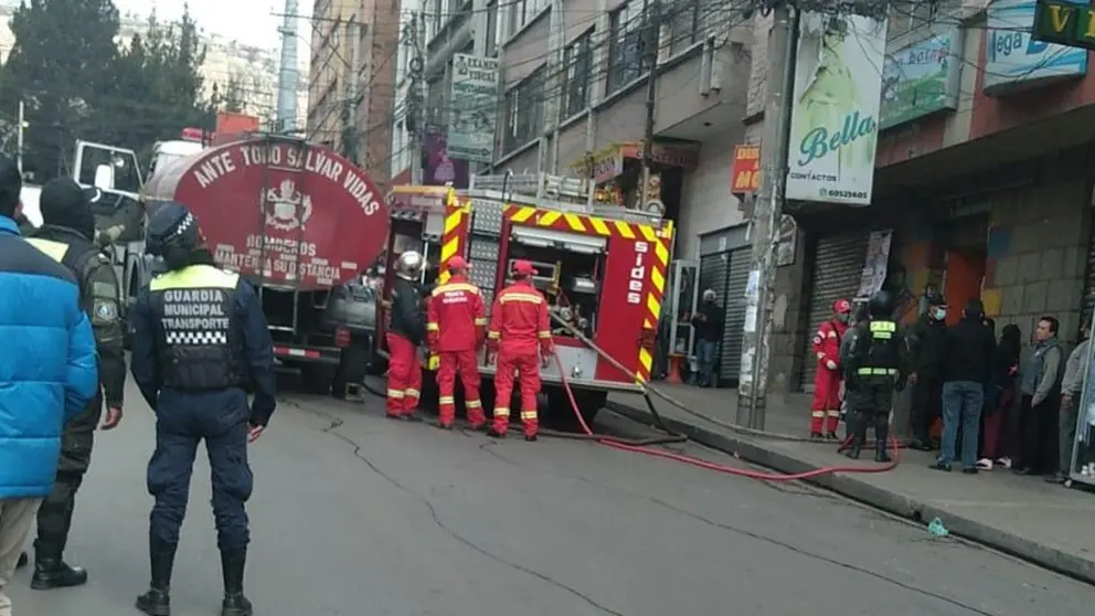 Reportan incendio en guarder&iacute;a sin mayores consecuencias en zona Cementerio./ Urgente.bo