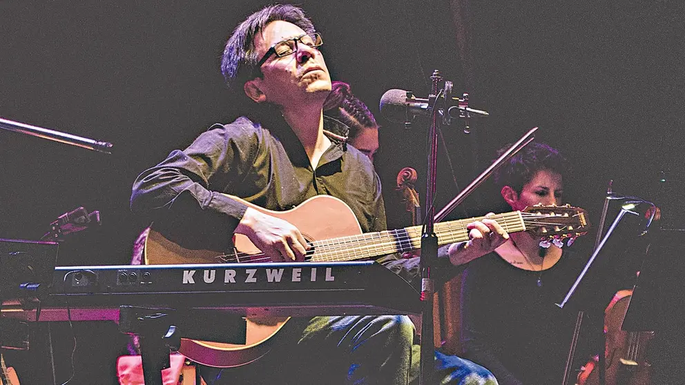 Rodrigo %22Grillo%22 Villegas en escenario. / Noelia Canasa