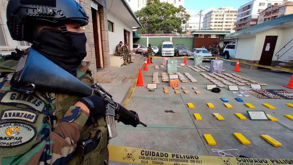 Droga incautada en ambientes de la FELCN, en Cochabamba./NO&Eacute; PORTUGAL