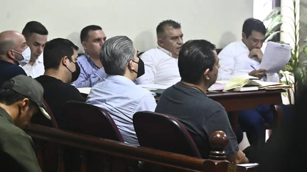 Audiencia de los ejecutivos del Banco Fassil en Santa Cruz. APG