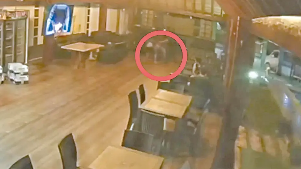 C&aacute;maras captan el secuestro de un joven en Shinahota./ FACEBOOK
