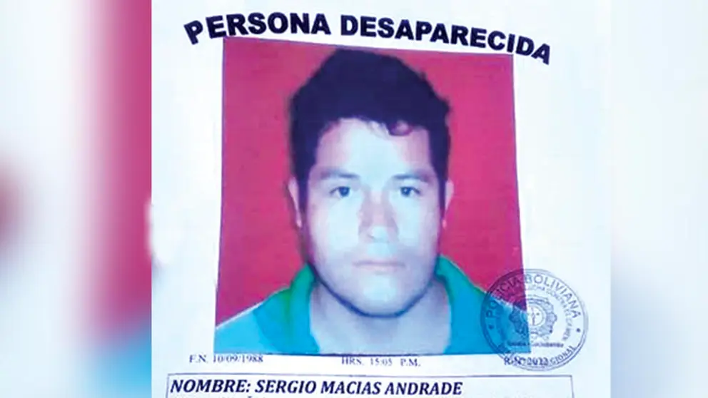 Afiche que reporta la desaparición de Sergio Macías Andrade./ POLICÍA