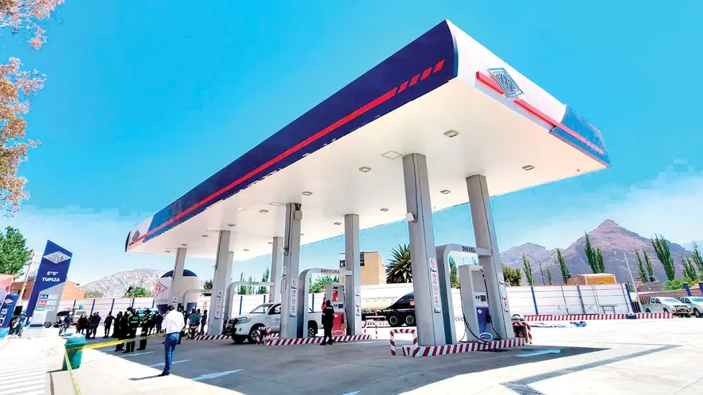 Una estaci&oacute;n de servicio de venta de gasolina y di&eacute;sel./ YPFB/ABI