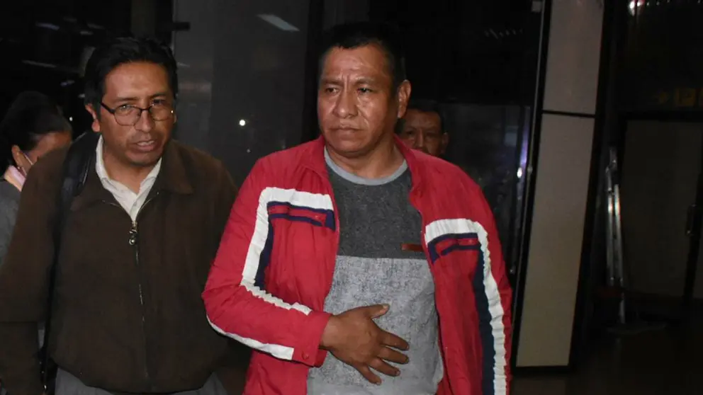 El eXjesuita Pedro Lima, a su llegada a Cochabamba./ DICO SOL&Iacute;S