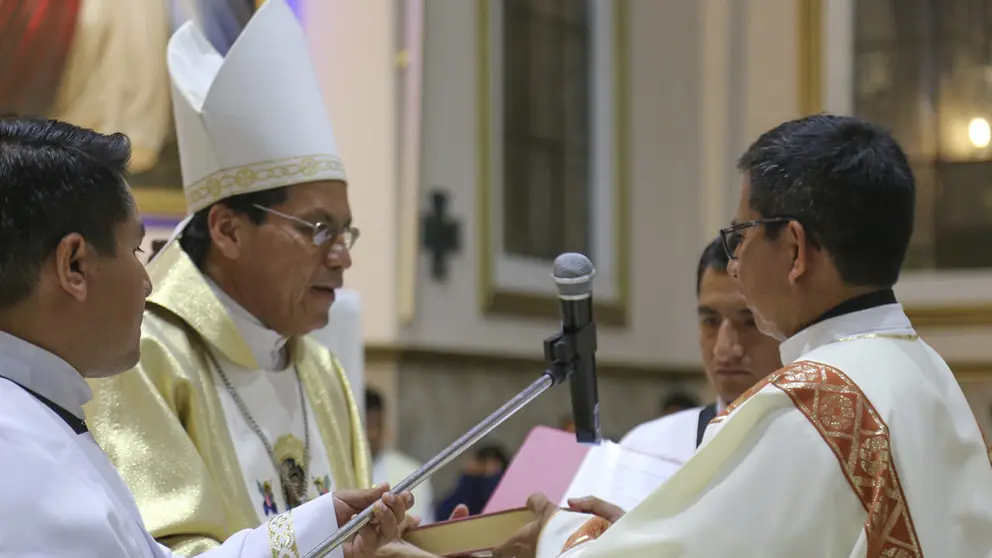 El monse&ntilde;or Sald&iacute;as en una pasada homil&iacute;a./ DI&Oacute;CESIS DE TARIJA