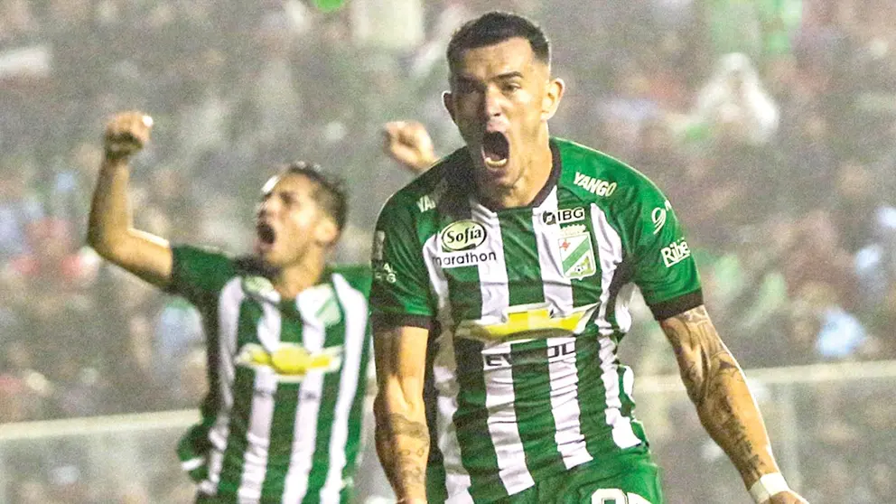 Jugadores de Oriente celebran una conquista en un duelo anterior. / APG