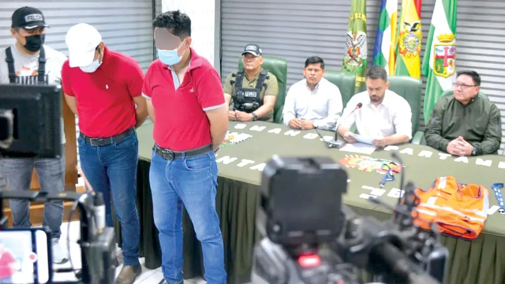 Los funcionarios de BoA, seriamente implicados con el envío de cocaína a España.  / PRENSA MINISTERIO DE GOBIERNO