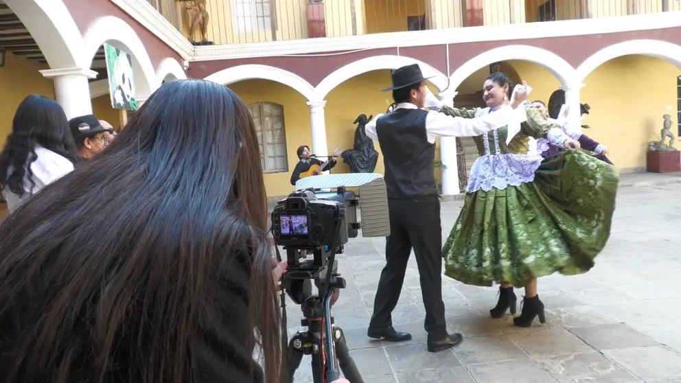Lanzamiento de talleres art&iacute;sticos y culturales en la Municipalidad. ALCALD&Iacute;A DE COCHABAMBA