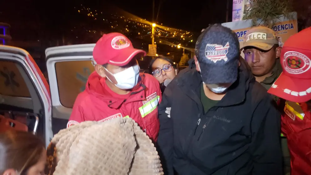 Jhonatan D&iacute;az, cuando lleg&oacute; al hospital Arco Iris. Roberto Guzm&aacute;n/LA RAZ&Oacute;N