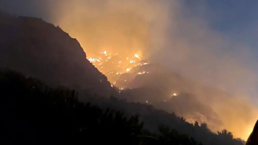Incendio en el sector de Tiraque./ TUNARI SIN FUEGO