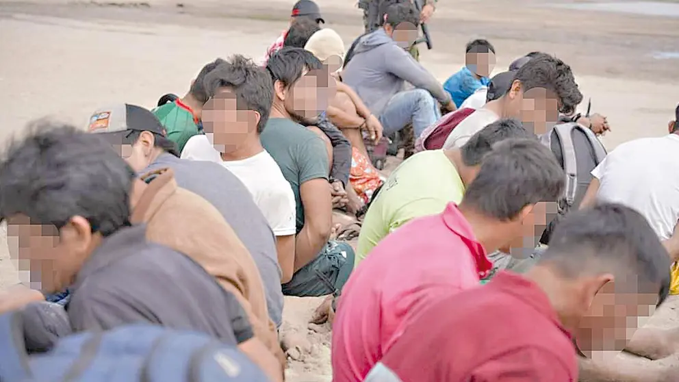 Aprehenden a 57 personas por explotación ilegal de minerales en Beni. / MINISTERIO DE GOBIERNO