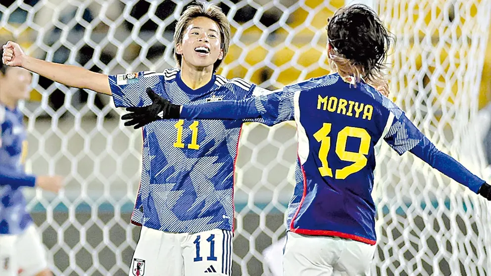 Jugadoras niponas celebran un gol en el Mundial./ INVASI&Oacute;N DEPORTIVA