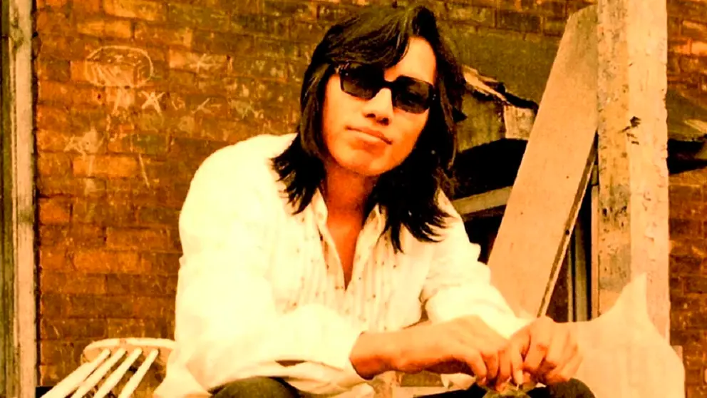 El cantautor Sixto Rodr&iacute;guez. Tomada de Indie Hoy