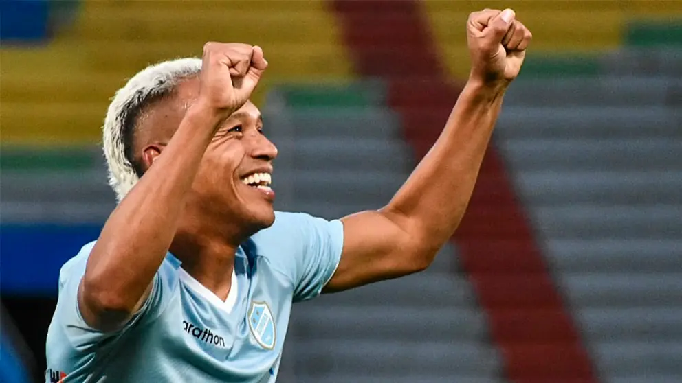 Jair Reinoso celebra uno de los goles. DICO SOL&Iacute;S