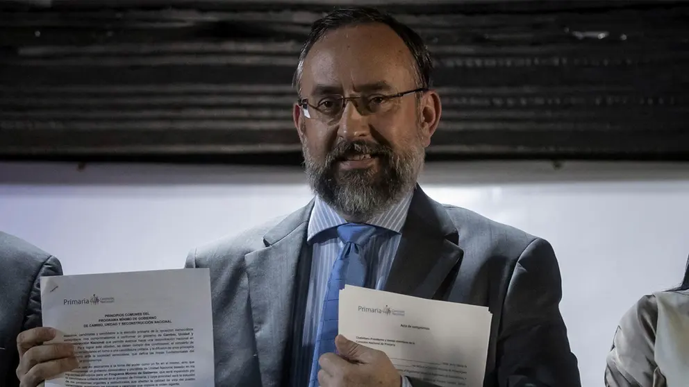 Jes&uacute;s Mar&iacute;a Casal habla durante un acto pol&iacute;tico conjunto de la oposici&oacute;n, en una fotograf&iacute;a de archivo./ EFE