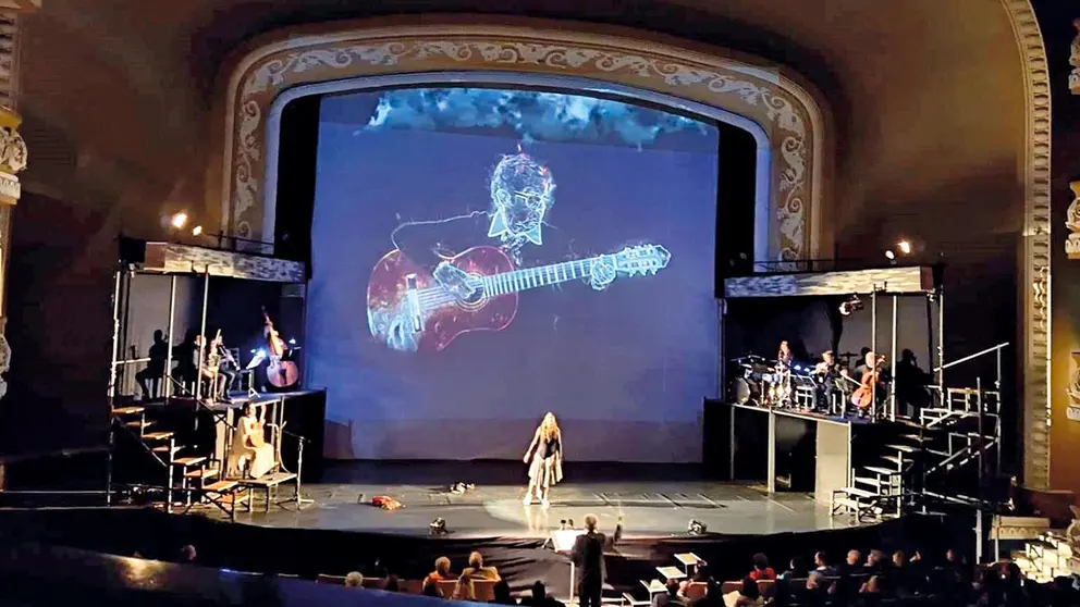 Un pasaje de la puesta en escena de &lsquo;Matilde: En las ojeras de la noche&rsquo;, en el teatro Gran Mariscal de Sucre./	SANTIAGO ESPINOZA