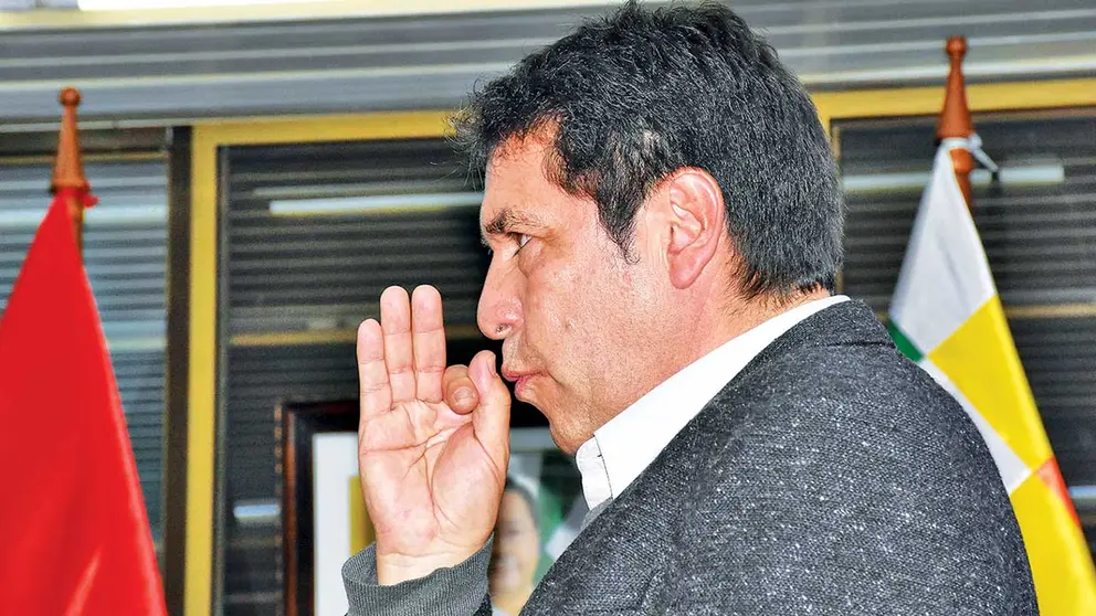 Edson Ross jura al cargo ejecutivo en la ABC./ APG
