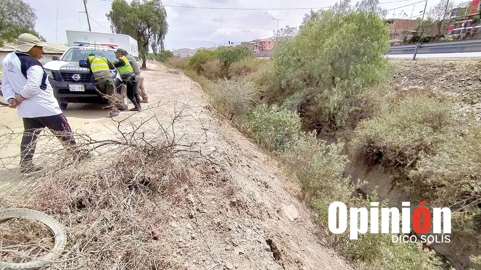 Hallan cuerpo en un canal de riego de la OTB Santa Vera Cruz./ DICO SOL&Iacute;S