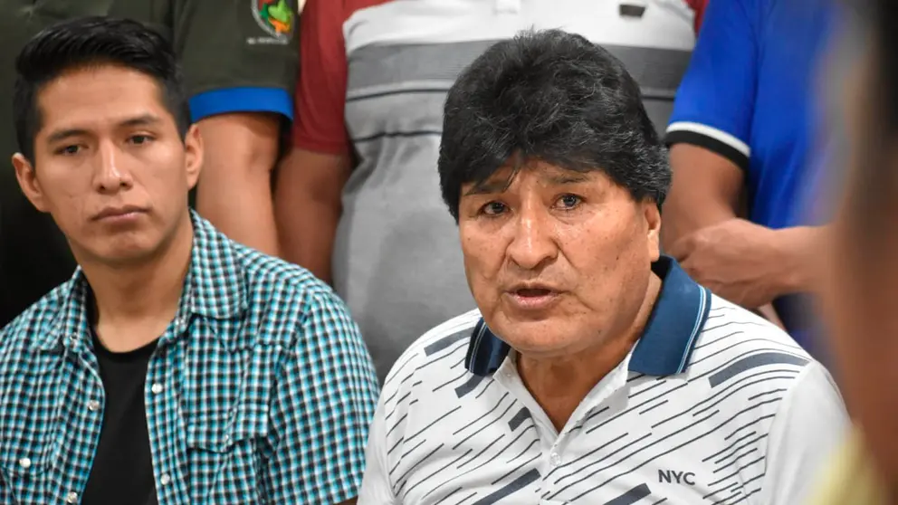 El l&iacute;der cocalero Evo Morales junto al presidente del Senado, Andr&oacute;nico Rodr&iacute;guez./ ARCHIVO-DICO SOL&Iacute;S