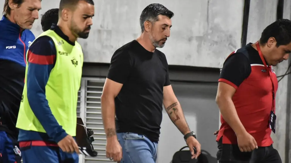 Cristian D&iacute;az, DT de Wilstermann (c). DICO SOL&Iacute;S