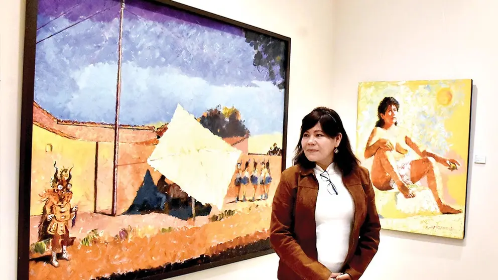 Escarlet, heredera del talento 
de Ruperto Salvatierra, 
transforma la sensualidad en arte./ DICO SOL&Iacute;S